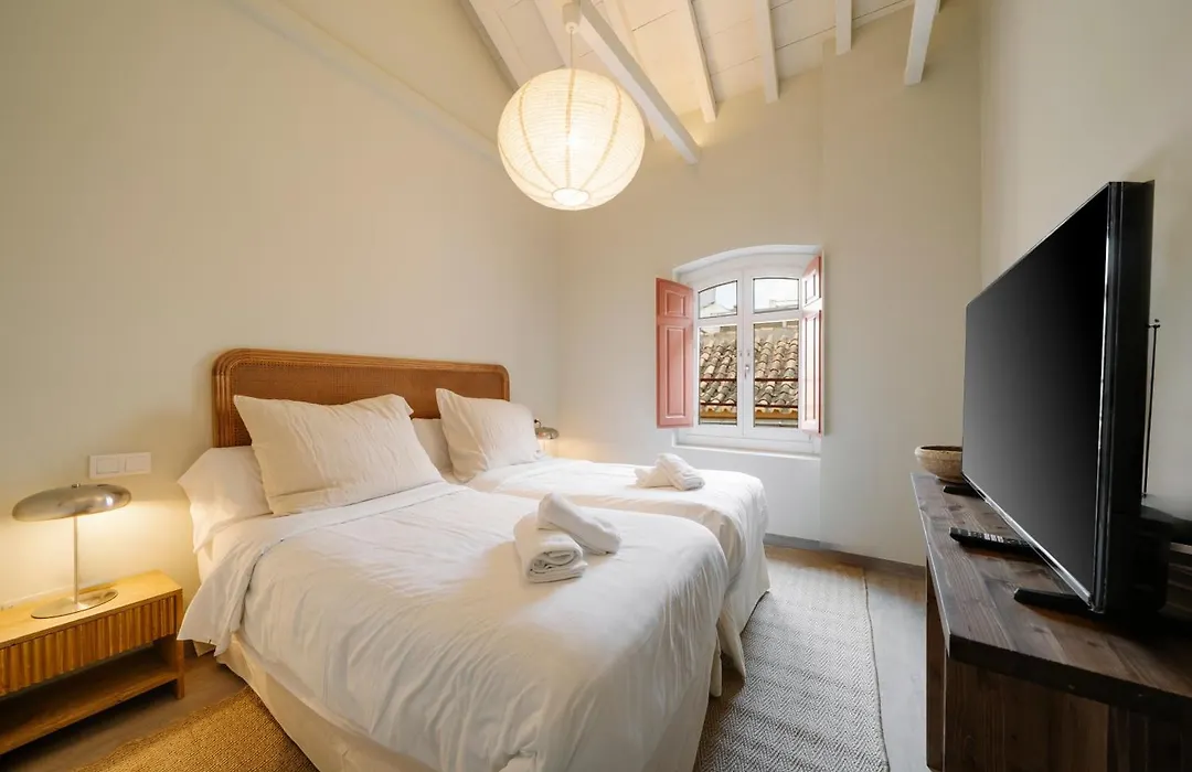 Cream Boutique Malaga (Adults Only)-1
